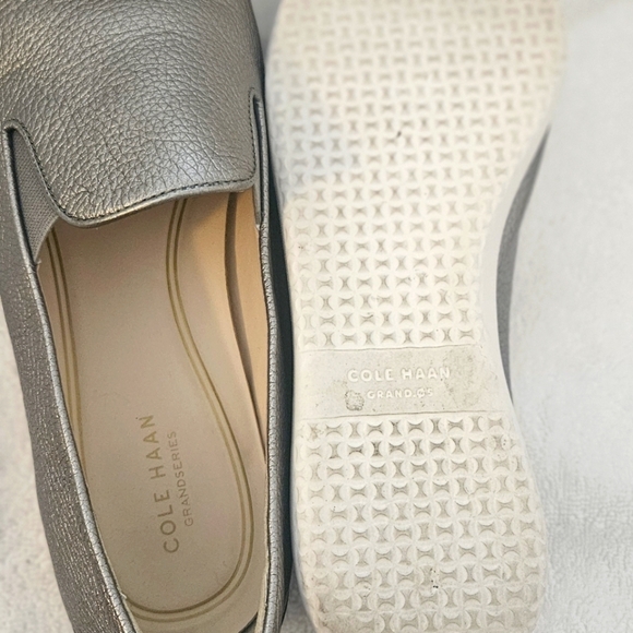 Cole Haan Zero Grand Loafer Women’s 8 US Metallic Silver EUC - Picture 5 of 7